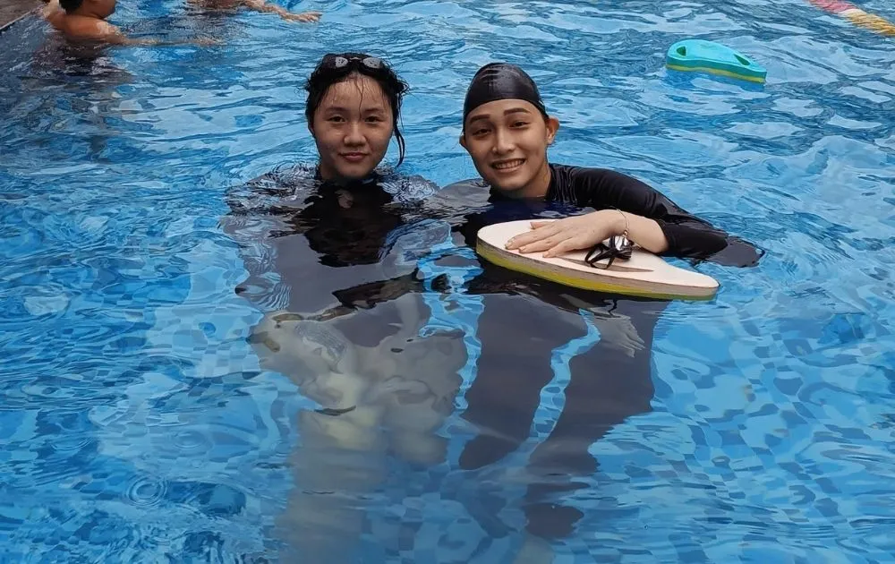 Dạy Bơi Cấp Tốc Cho Người Lớn Tại TPHCM – Khóa Dạy Bơi Thầy Hai Tại Phú Nhuận